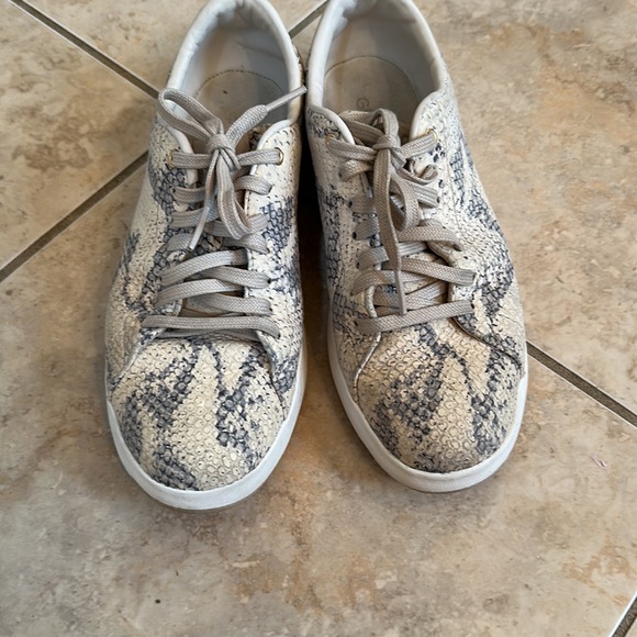 Cole haan grand pro snake print sneaker size 7.5 - Picture 2 of 5